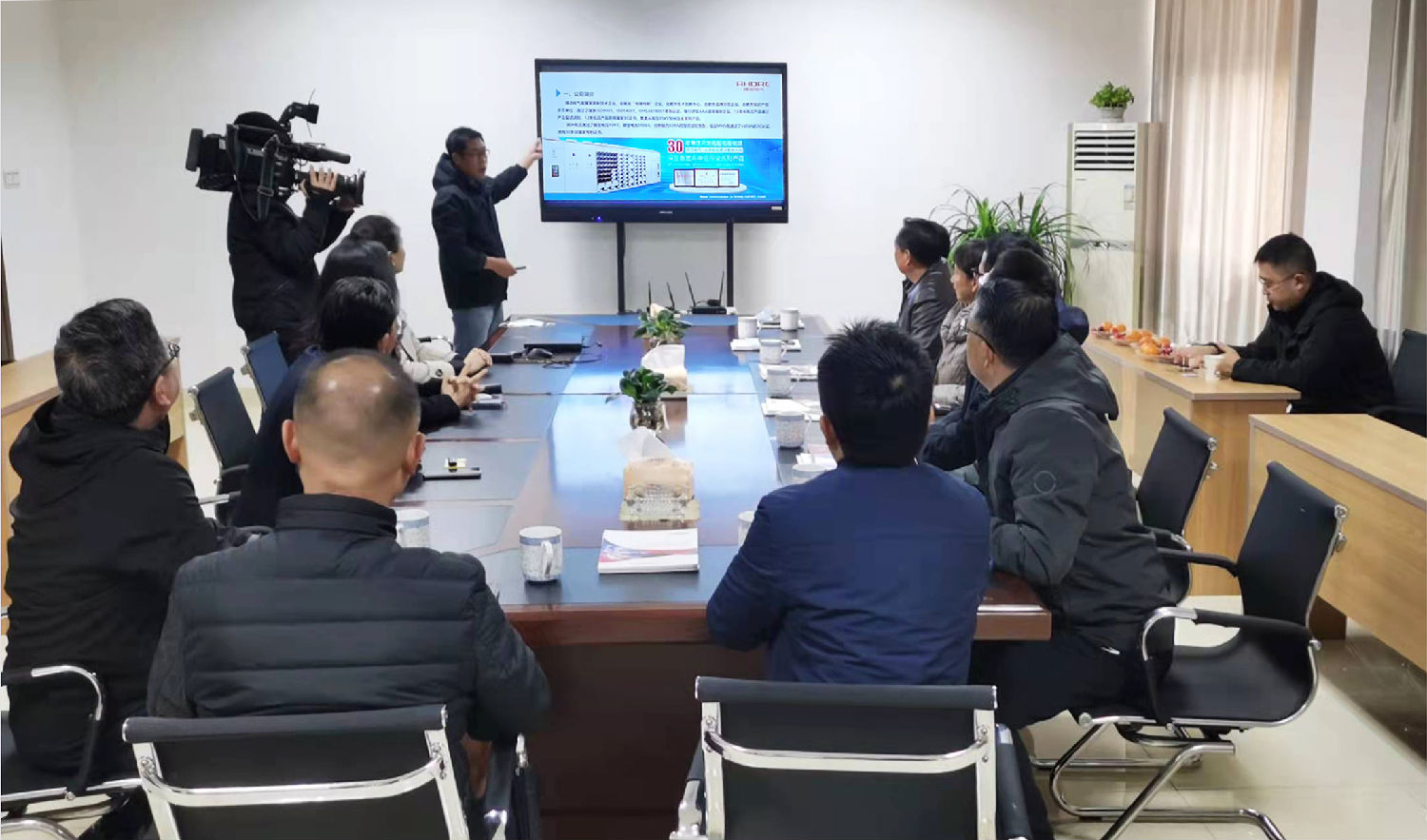 听报告 听报告