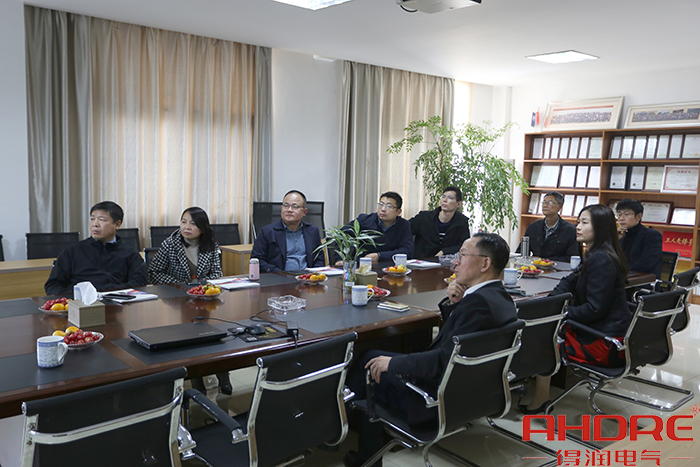 会议室图 1.jpg 会议室图 1.jpg