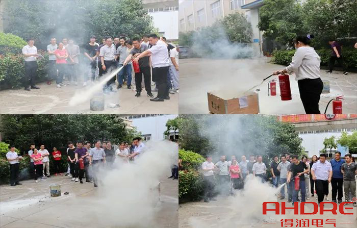 员工现场操作演练.jpg 员工现场操作演练.jpg
