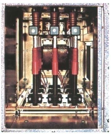 继电器仪表室.jpg 继电器仪表室.jpg